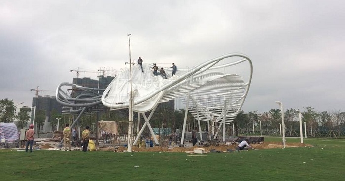 珠海金山公園膜結(jié)構(gòu)大門開啟膜安裝