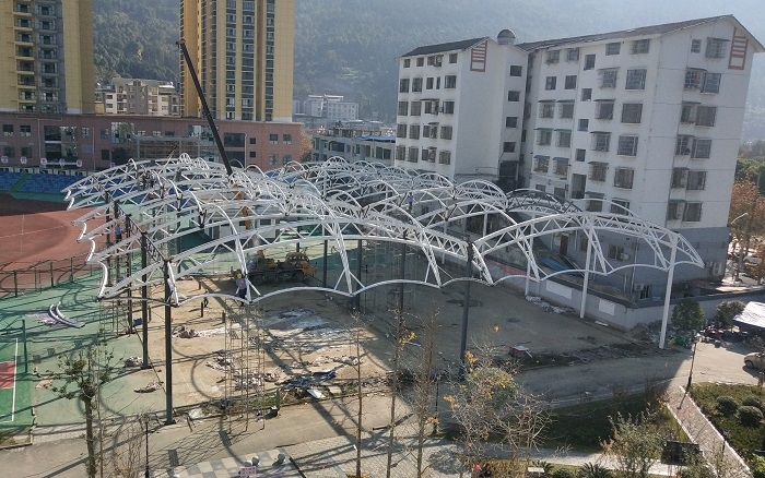 燁興-桐梓一中籃球場風(fēng)雨棚膜結(jié)構(gòu)項目近況介紹