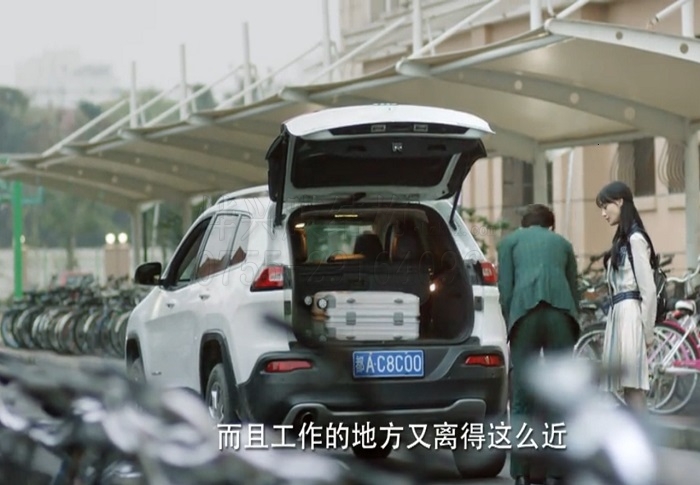 微微一笑很傾城膜結(jié)構(gòu)車(chē)棚定制.jpg